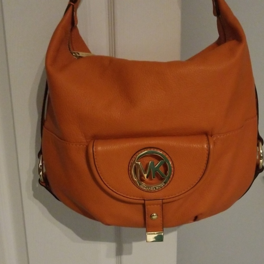Michael Kors purse - Picture 5 of 5
